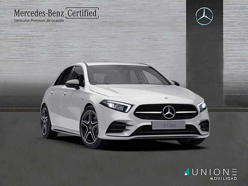 Usado Mercedes A180 116 CV (85 kW) 2021 Blanco