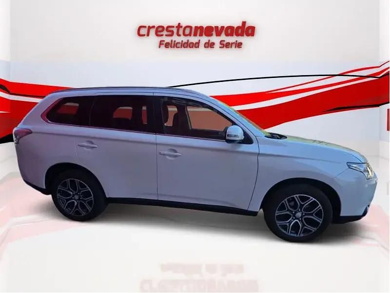 Usado Mitsubishi Outlander Motion 150 CV (110 kW) 2015 SUV