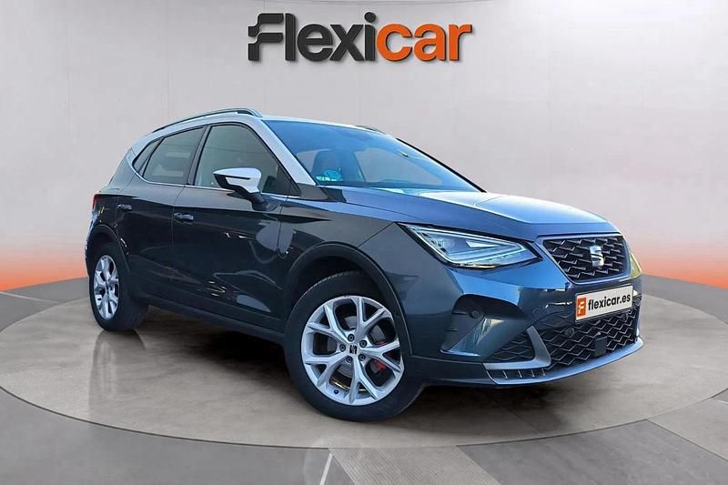 Azul Usado 2023 Seat Arona FR SUV | 18.990 € (Precio justo) - Imagen 1/4