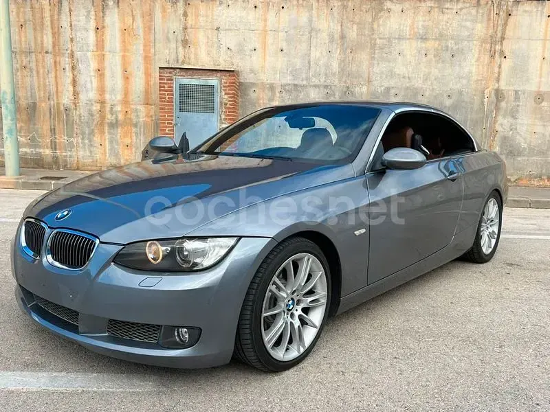 Usado BMW 335 Cabriolet 306 CV (225 kW) 2007 Gris / plata Descapotable