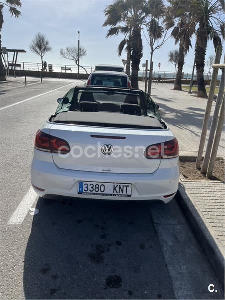 Usado VW Golf Cabriolet 110 CV (80 kW) 2015 Blanco Descapotable