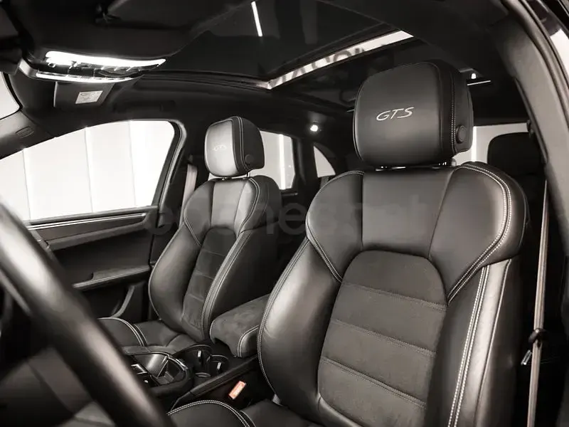 Usado Porsche Macan GTS 440 CV (323 kW) 2022 Azul SUV
