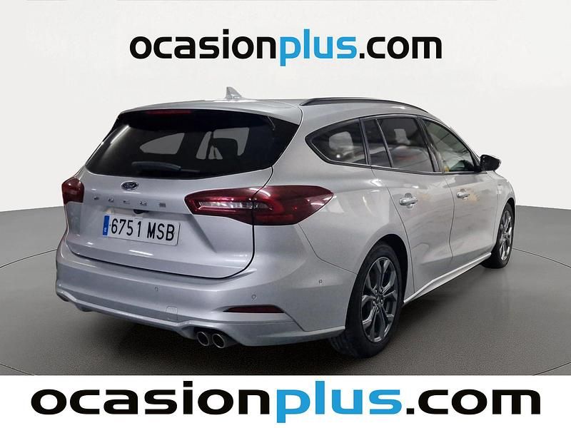 Usado Ford Focus ST-Line 155 CV (114 kW) 2024 Gris plata Monovolumen