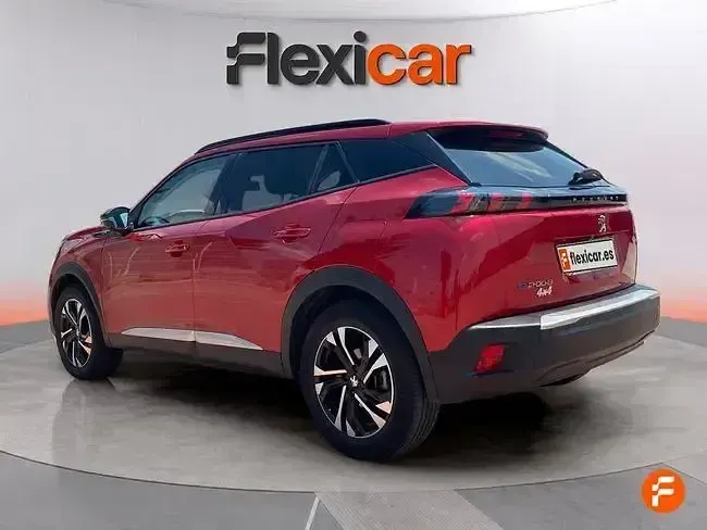 Usado Peugeot e-2008 Active 100 kW (136 CV) 2022 Rojo SUV