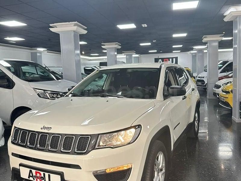 Usado Jeep Compass Limited 120 CV (88 kW) 2018 Blanco SUV