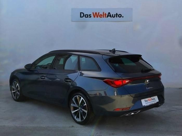 Gris Usado 2022 Seat Leon ST FR Familiar | 24.900 € (Caro) - Imagen 1/4