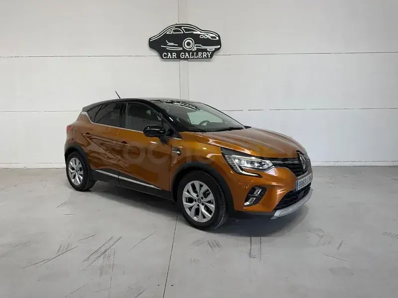 Usado Renault Captur Intens 145 CV (106 kW) 2021 Marrón SUV
