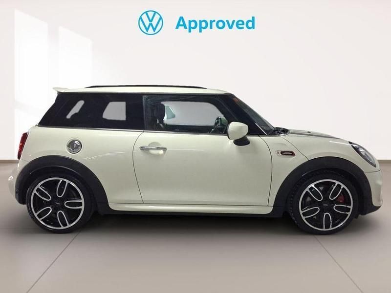 Usado Mini John Cooper Works 231 CV (169 kW) 2019 Blanco Utilitario