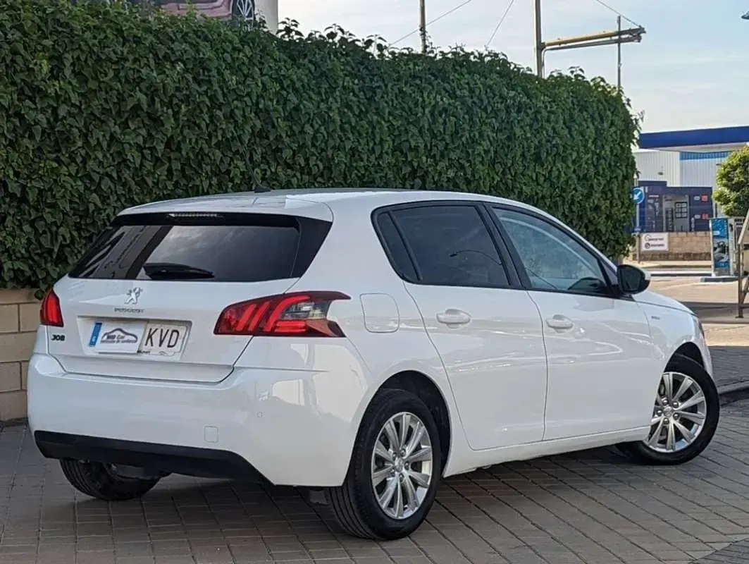Occasion Peugeot 308 SW Style 131 ch (96 kW) 2019 Blanc Break