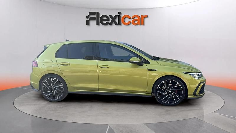 Usado VW Golf VIII GTD 200 CV (147 kW) 2021 Amarillo Berlina