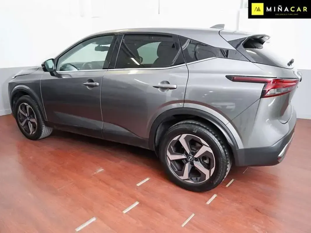 Usado Nissan Qashqai N-Connecta 140 CV (102 kW) 2023 Gris SUV