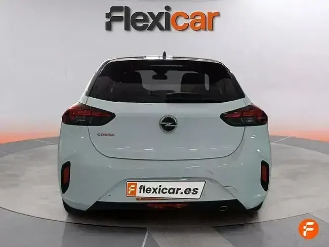Usado Opel Corsa 100 CV (73 kW) 2023 Blanco Utilitario