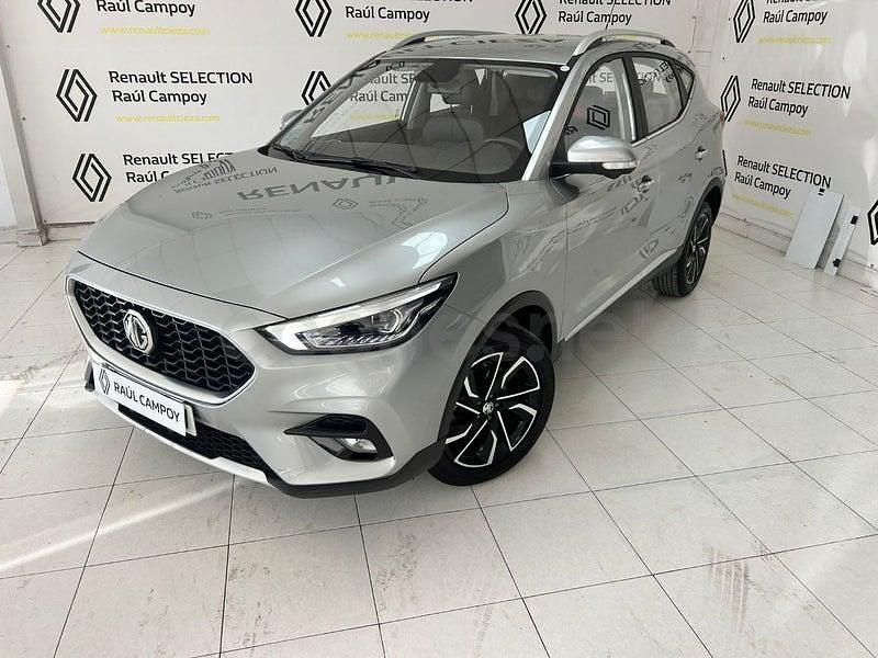 Usado MG ZS Luxury 106 CV (77 kW) 2023 Gris / plata SUV