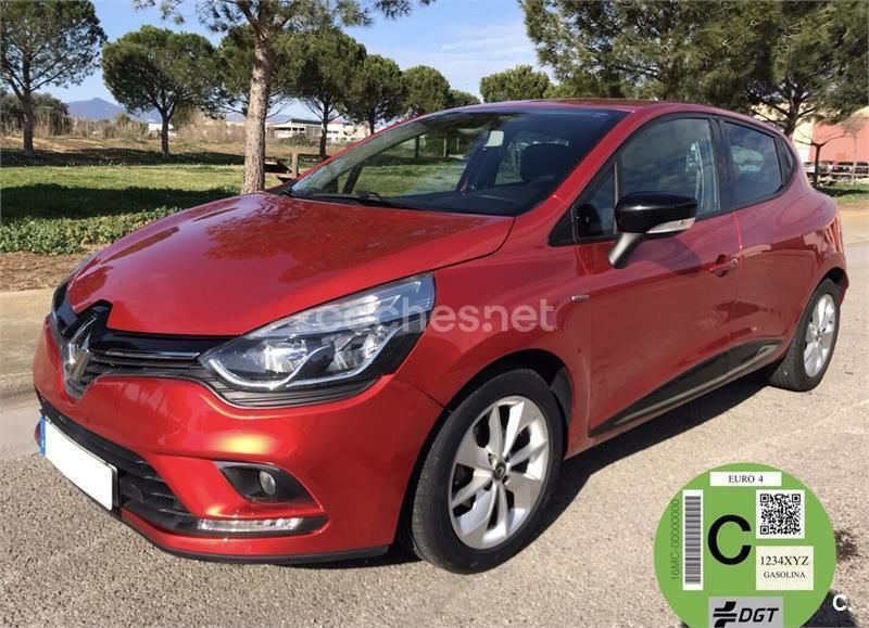 Rojo Usado 2018 Renault Clio IV LIMITED Berlina | 7990 € (Precio justo) - Imagen 1/4