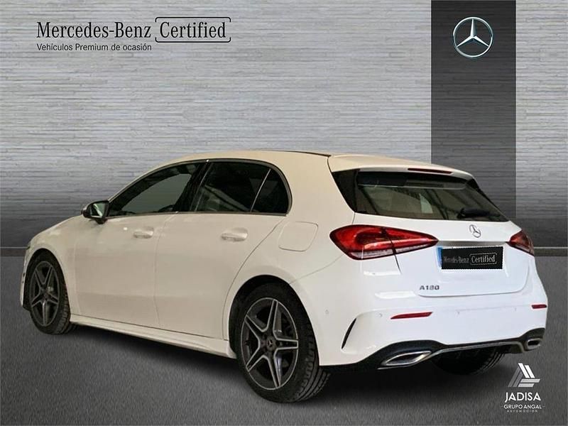 Usado Mercedes A180 136 CV (100 kW) 2021 Blanco polar Berlina