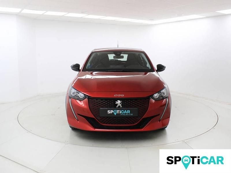 Usado Peugeot e-208 Active 100 kW (136 CV) 2023 Rojo Utilitario