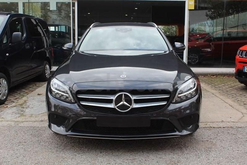 Usado Mercedes C300e 320 CV (235 kW) 2021 Negro Familiar