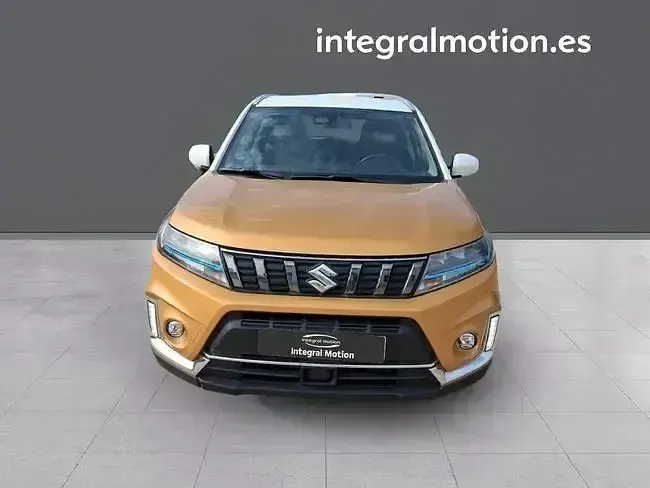 Usado Suzuki Vitara 115 CV (84 kW) 2022 Naranja SUV