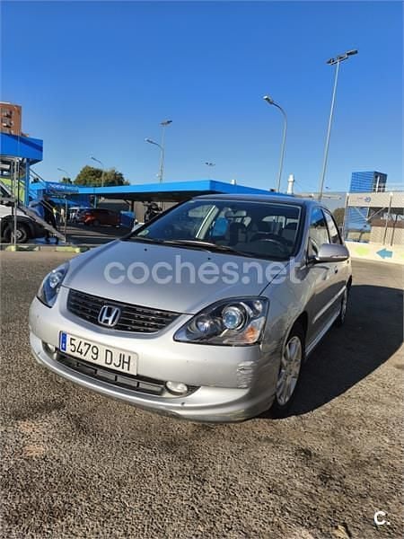 Gris / plata Usado 2005 Honda Civic ES Berlina | 5800 € (Precio justo) - Imagen 1/4