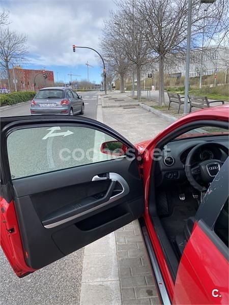 Usado Audi A3 Attraction 140 CV (102 kW) 2007 Rojo Utilitario