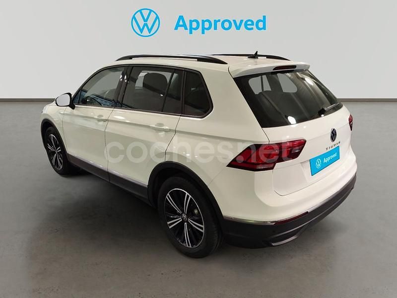 Usado VW Tiguan Life 150 CV (110 kW) 2021 Blanco SUV