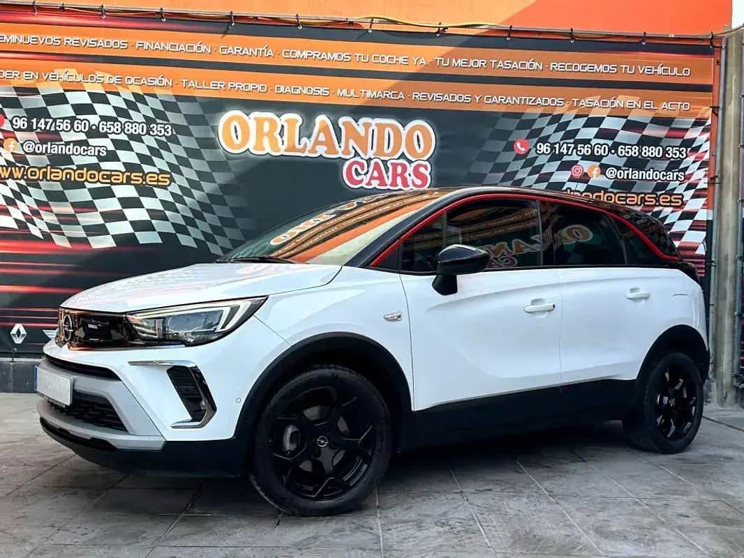 Usado Opel Crossland GS Line 110 CV (80 kW) 2022 Blanco SUV
