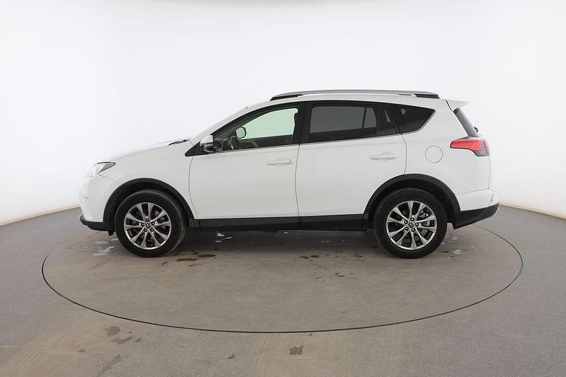 Usado Toyota RAV4 Advance 143 CV (105 kW) 2016 Blanco SUV