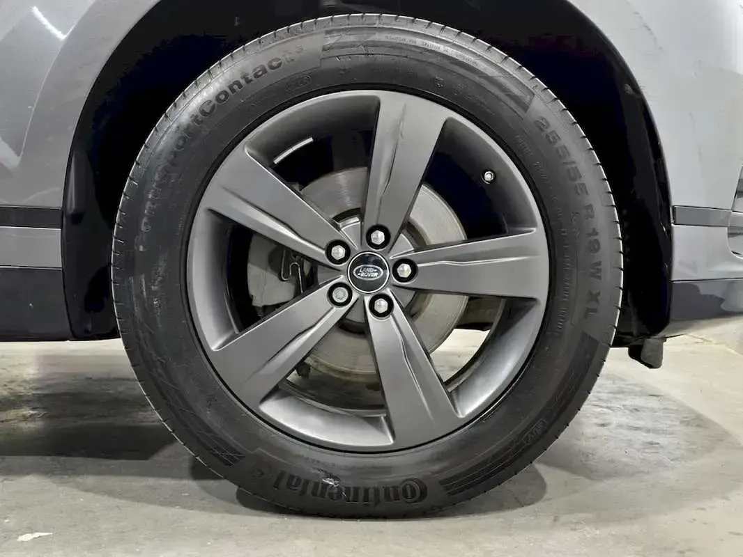 Usado Land Rover Range Rover Velar R-Dynamic 179 CV (131 kW) 2018 Gris SUV