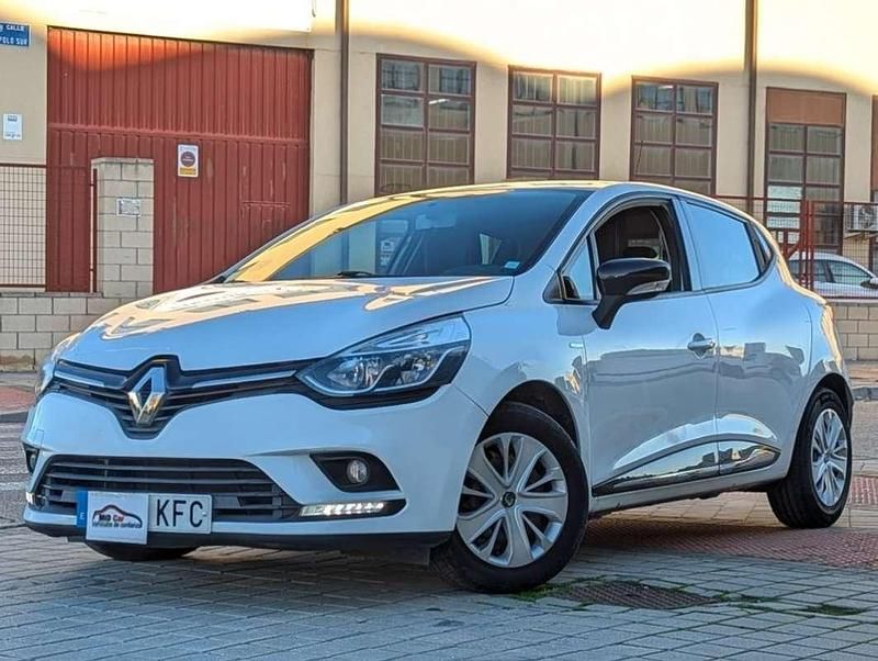 Blanco Usado 2017 Renault Clio IV LIMITED Utilitario | 10.450 € (Precio justo) - Imagen 1/4
