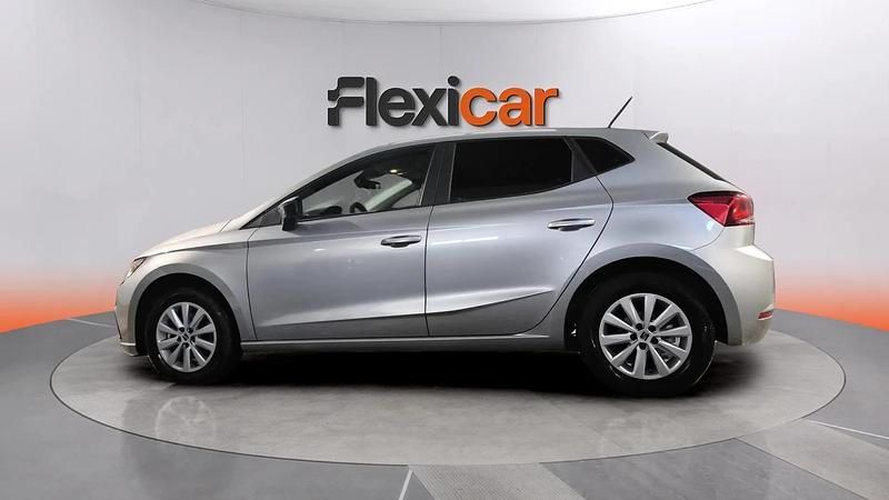 Usado Seat Ibiza Style 116 CV (85 kW) 2023 Blanco Utilitario