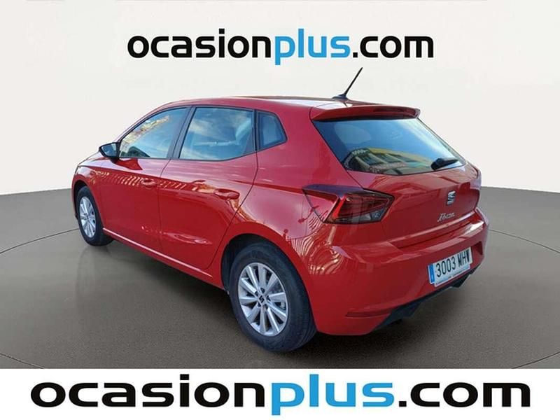 Usado Seat Ibiza Style 110 CV (80 kW) 2023 Rojo Utilitario