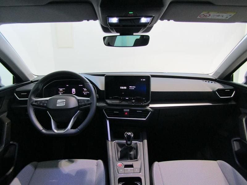 Uusi Seat Leon Style 116 HP (85 kW) 2026 Harmaa