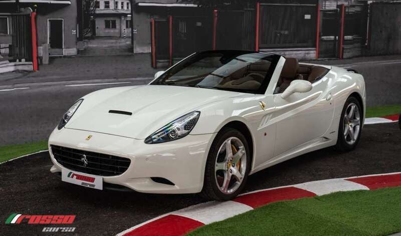 Blanco Usado 2013 Ferrari California Descapotable | 143.999 € - Imagen 1/4
