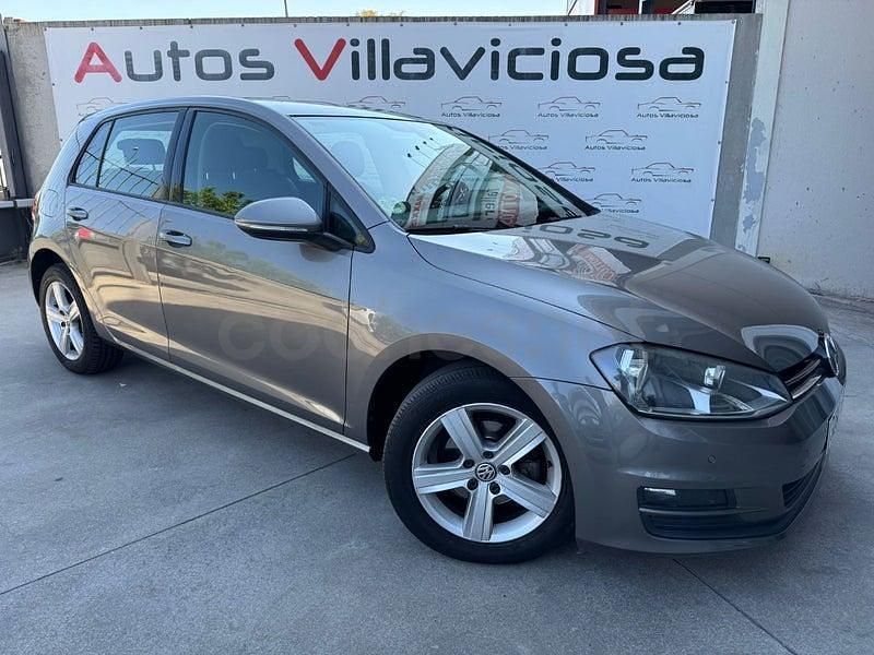 Usado VW Golf VII Sportline 105 CV (77 kW) 2014 Gris / plata Berlina