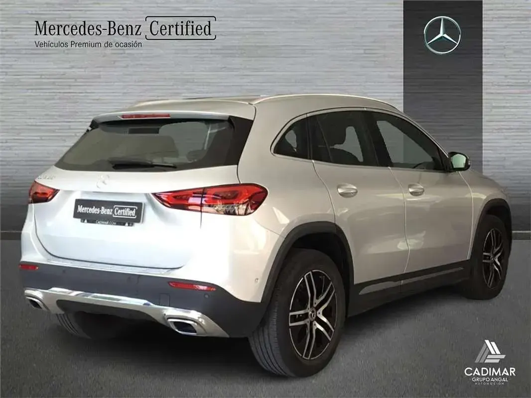 Usado Mercedes GLA180 136 CV (100 kW) 2022 SUV