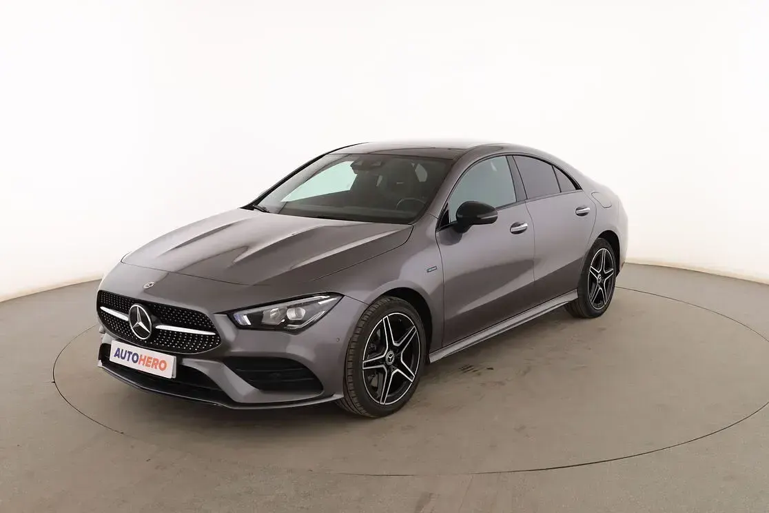 Usado Mercedes CLA250e AMG line 218 CV (160 kW) 2020 Coupe