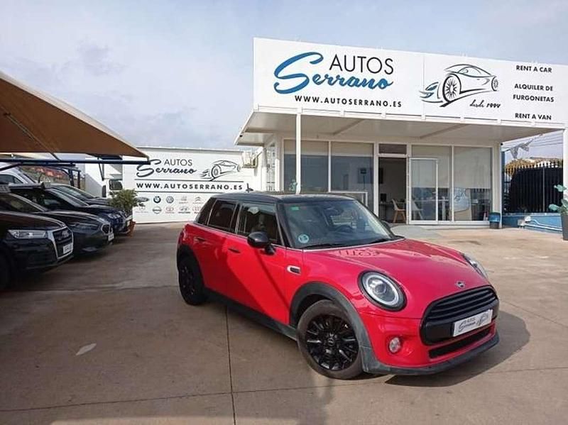 Usado Mini Cooper 136 CV (100 kW) 2019 Rojo Utilitario