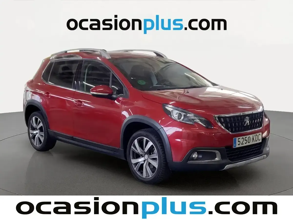 Usado Peugeot 2008 Allure 130 CV (95 kW) 2017 Rojo SUV
