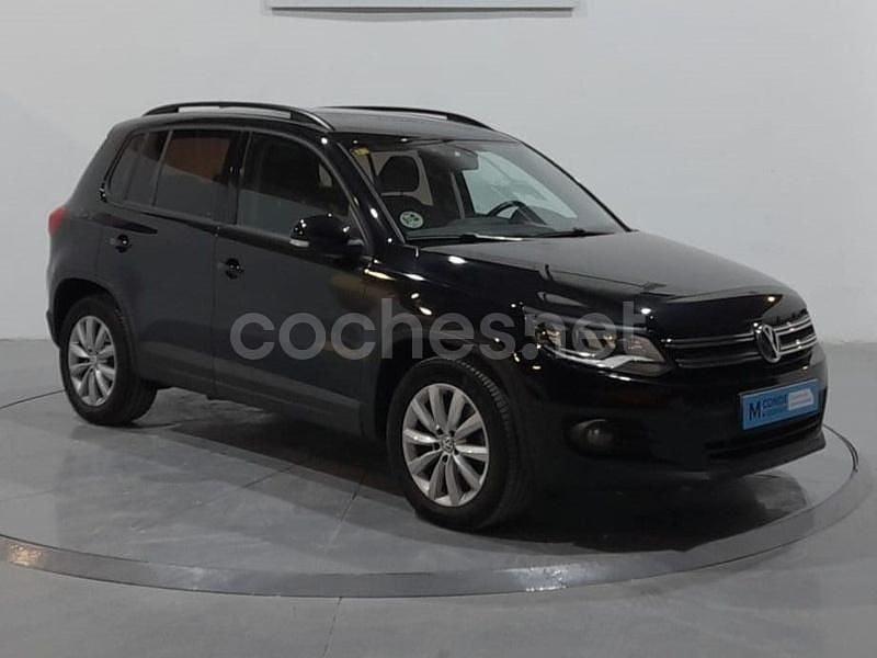 Negro Usado 2015 VW Tiguan SUV | 13.950 € (Buen precio) - Imagen 1/4