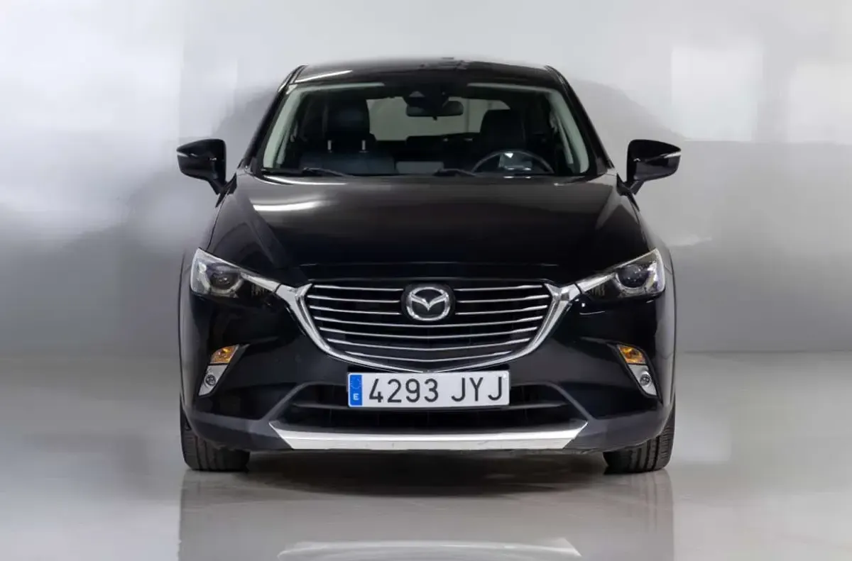 Usado Mazda CX-3 Luxury 120 CV (88 kW) 2017 Negro SUV