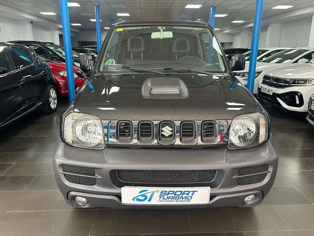 Usado Suzuki Jimny 86 CV (63 kW) 2007 Negro SUV