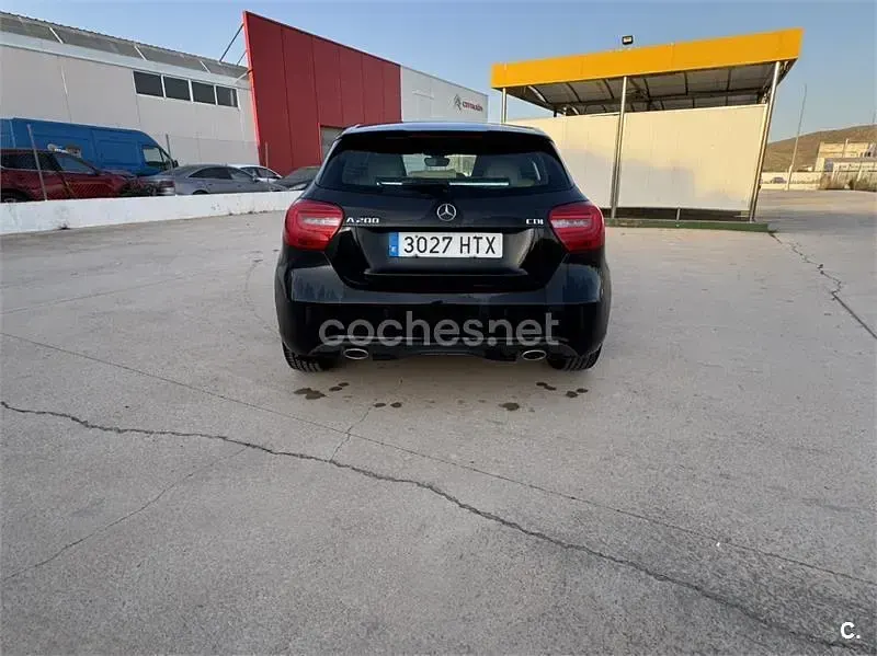 Usado Mercedes A200 AMG 136 CV (100 kW) 2013 Negro Utilitario
