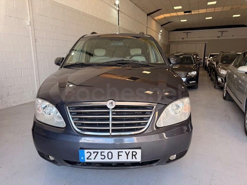 Usado Ssangyong (KGM) Rodius Limited 165 CV (121 kW) 2008 Azul Monovolumen