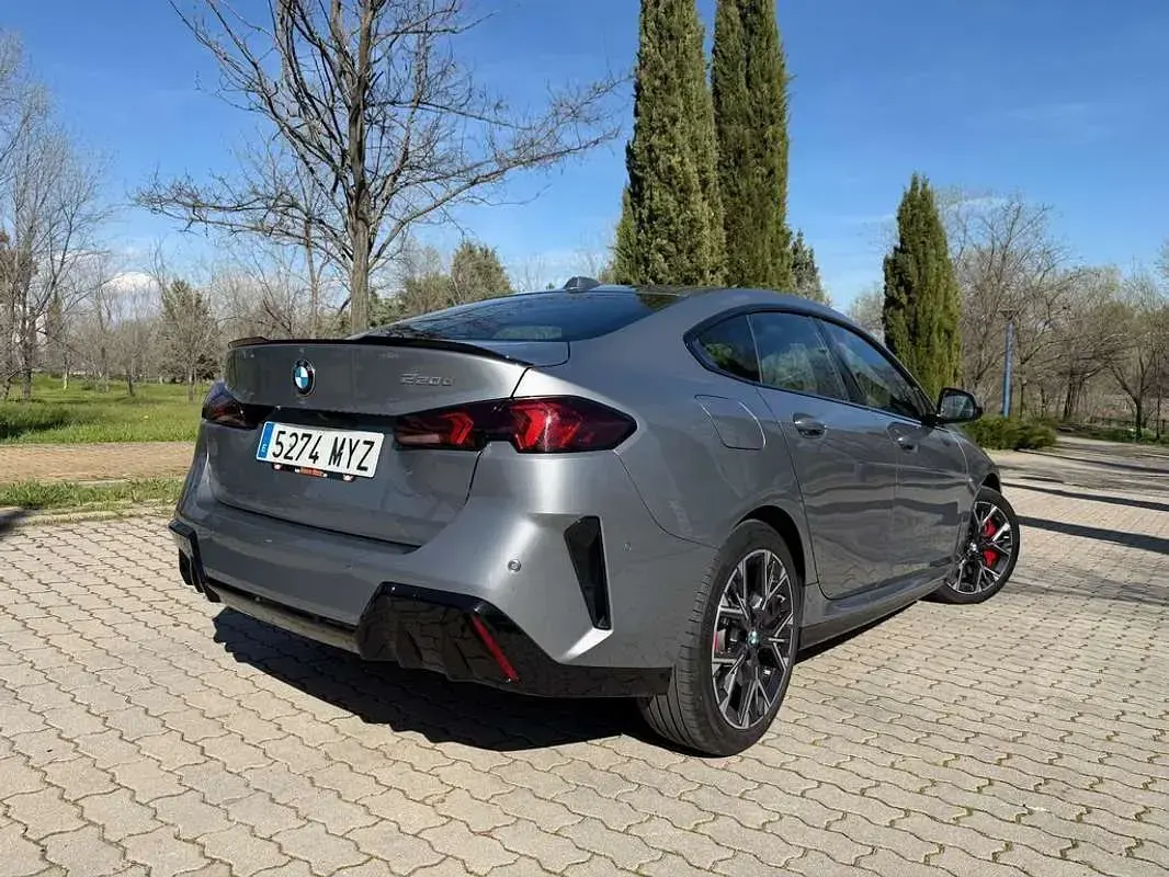 Usado BMW 220 Gran Coupé Shadowline 163 CV (119 kW) 2025 Gris / plata Coupe