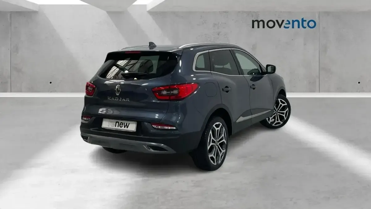 Usado Renault Kadjar Techno 140 CV (102 kW) 2022 Gris SUV