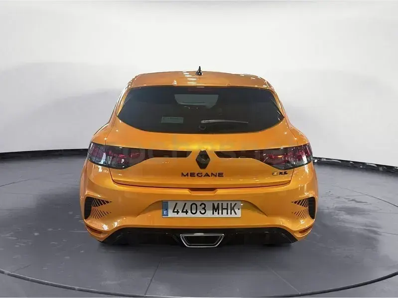Usado Renault Mégane IV R.S. 301 CV (221 kW) 2023 Naranja Berlina