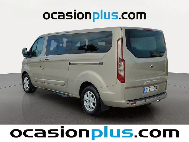 Usado Ford Tourneo Custom Titanium 155 CV (114 kW) 2013 Gris plata Van