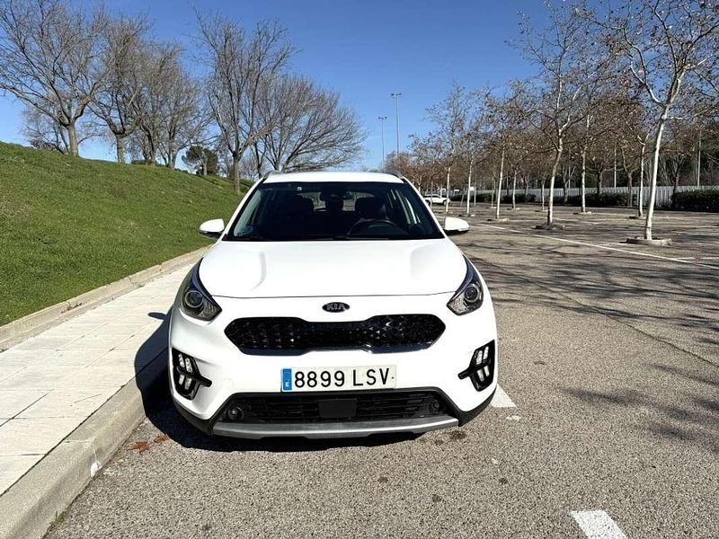 Usado Kia Niro 141 CV (103 kW) 2021 Blanco SUV