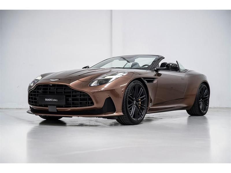 Magneto bronze Nuevo 2025 Aston Martin DB12 Descapotable | 343.535 € - Imagen 1/4