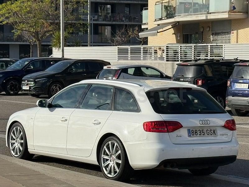 Usado Audi A4 S-Line 143 CV (105 kW) 2009 Blanco Familiar